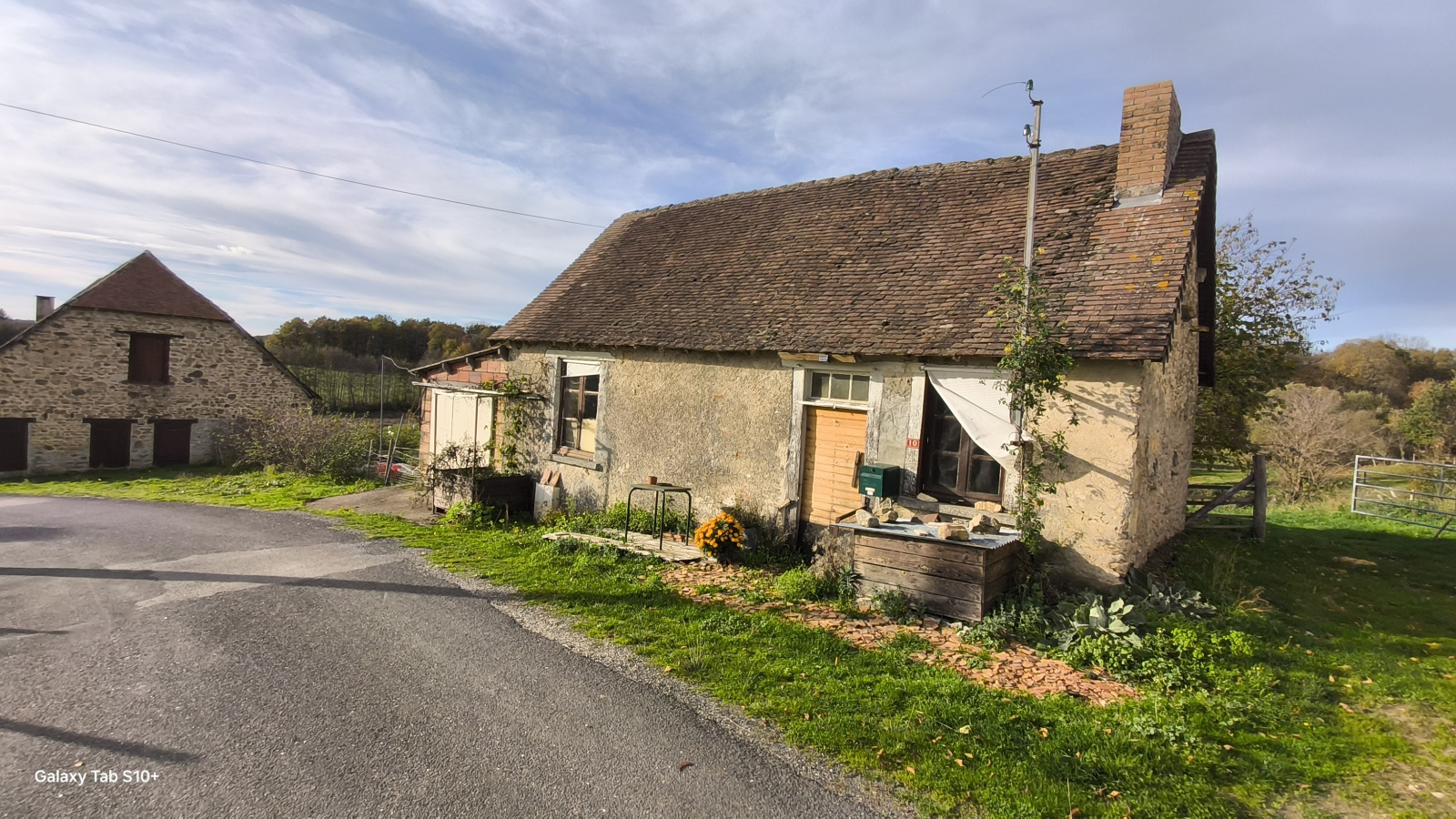 Image_1, Maison, Château-Chervix, ref :F629